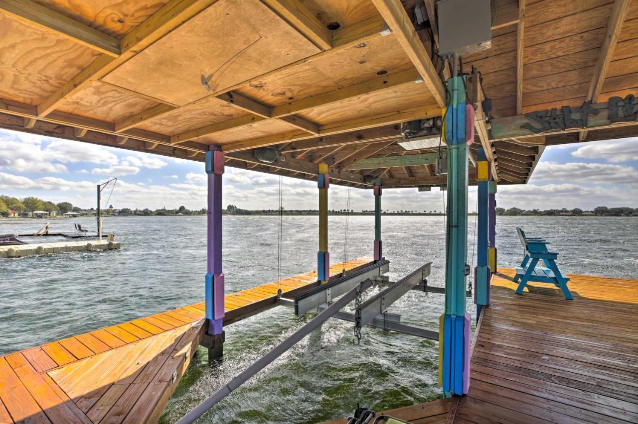 Waterfront Lake Placid Home With Dock And Fire Pit Экстерьер фото